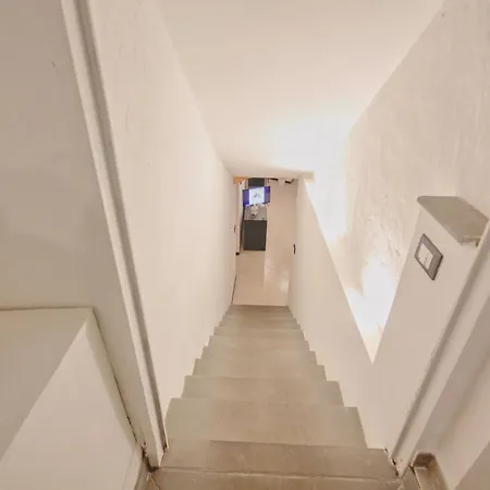 Oltrarno Charm Lägenhet *